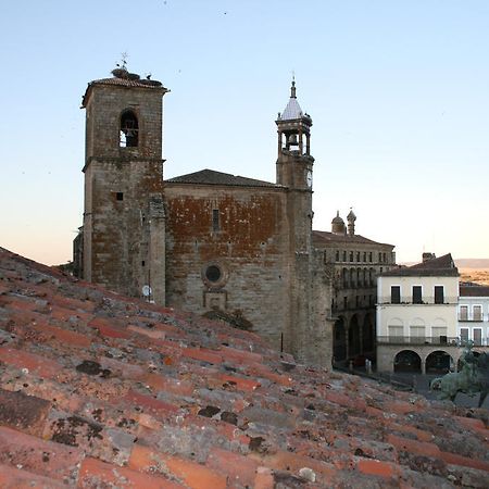 Alojamientos Plaza Mayor Trujillo Exterior photo